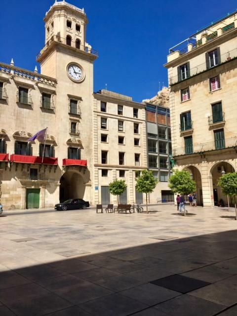 Cozy Apartment City Hall Alicante Zewnętrze zdjęcie